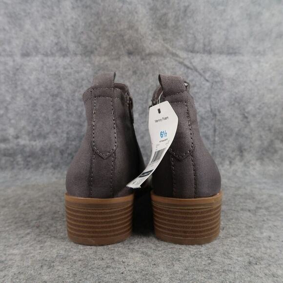 Time and Tru Shoes Womens 6.5 Bootie Fashion Classic Block Heel Memory Foam Grey - Picture 5 of 13